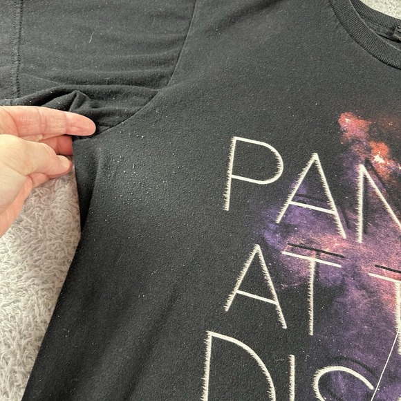 Panic at‎ the Disco Shirt Mens Medium Black Band Tee Tour Y2K Retro Graphic - Picture 4 of 9